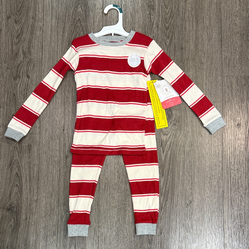 NEW Burt’s Bees Christmas Holiday Red and White Striped Pajama Set 4T